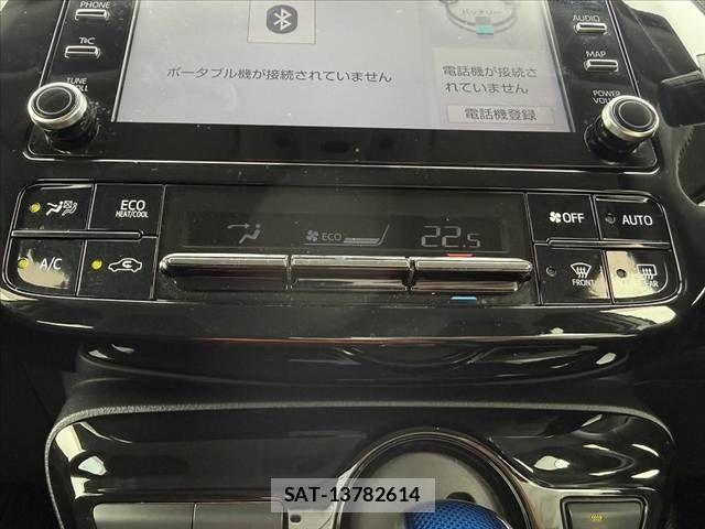 Toyota PRIUS 2021-06 7223787-25
