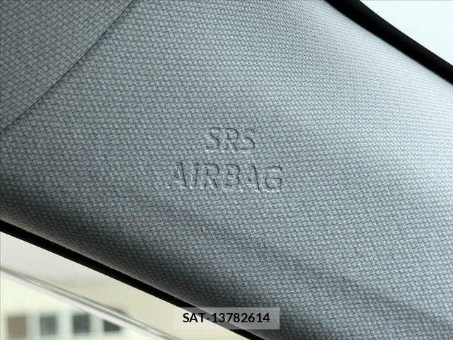 Toyota PRIUS 2021-06 7223787-28