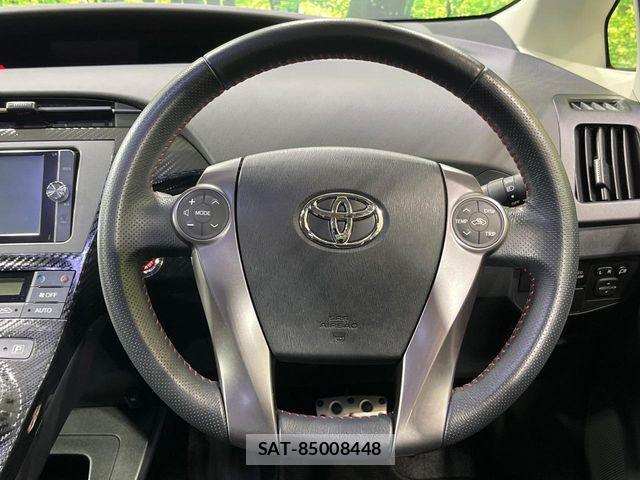 Toyota PRIUS 2013-10 7223667-10