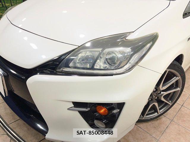 Toyota PRIUS 2013-10 7223667-11