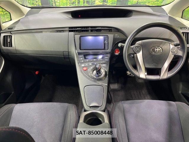 Toyota PRIUS 2013-10 7223667-1