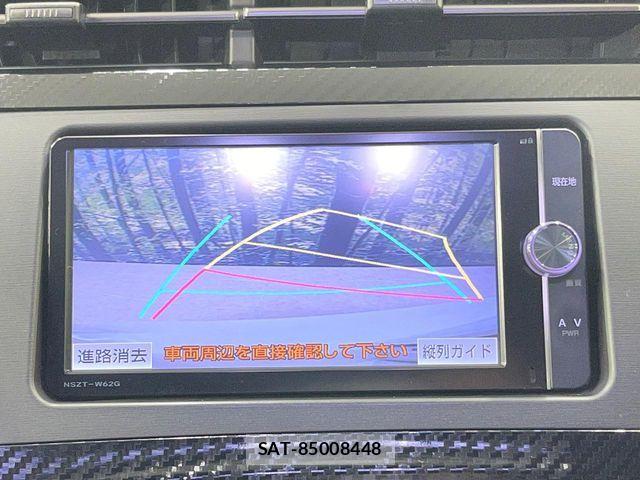 Toyota PRIUS 2013-10 7223667-3