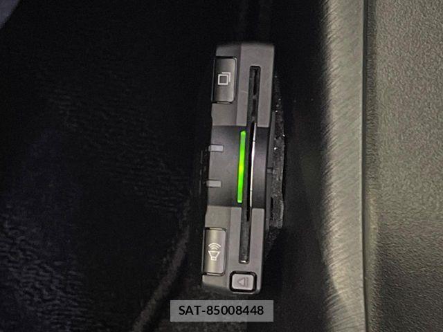 Toyota PRIUS 2013-10 7223667-4