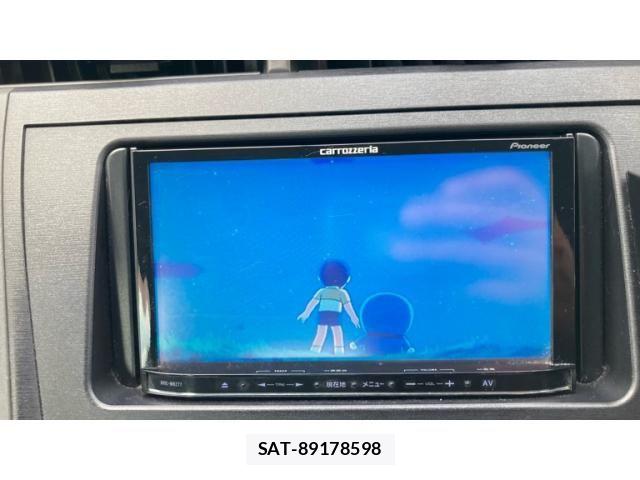 Toyota PRIUS 2011-06 7223633-14