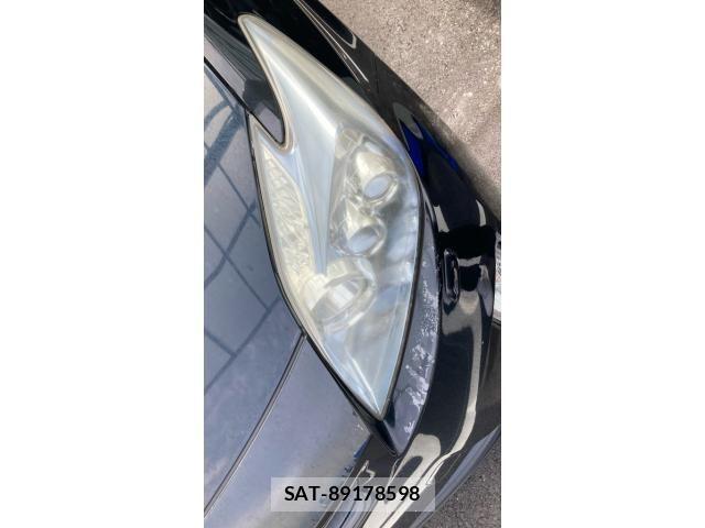 Toyota PRIUS 2011-06 7223633-18