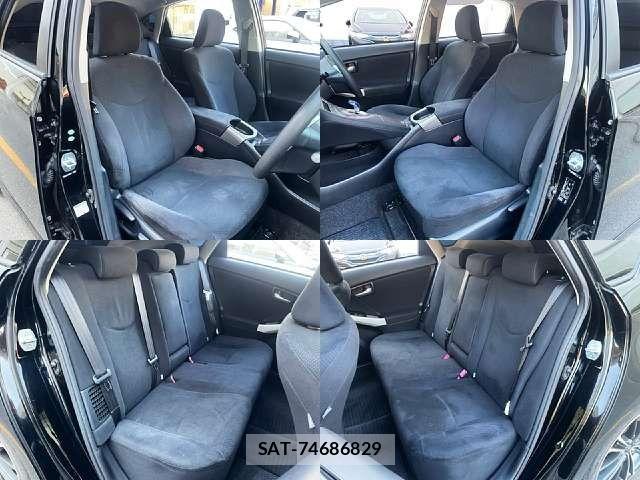 Toyota PRIUS 2014-10 7223678-6