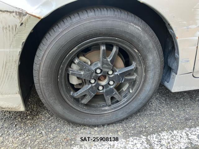 Toyota PRIUS 2012-07 7223645-3