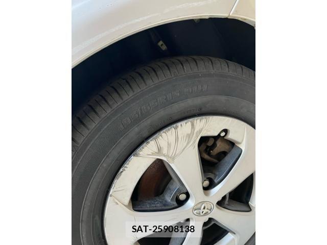 Toyota PRIUS 2012-07 7223645-4
