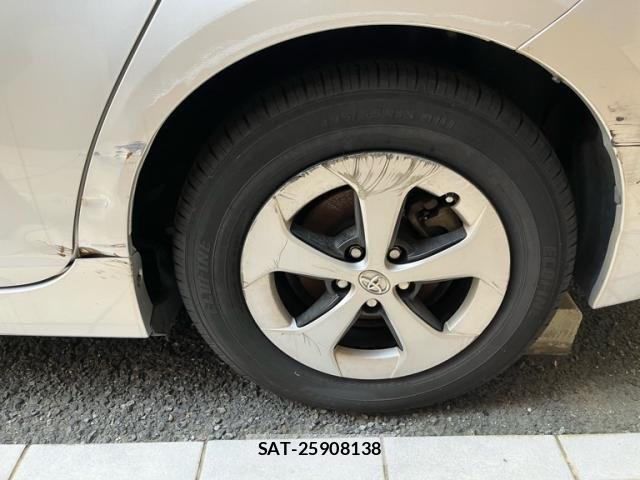 Toyota PRIUS 2012-07 7223645-5