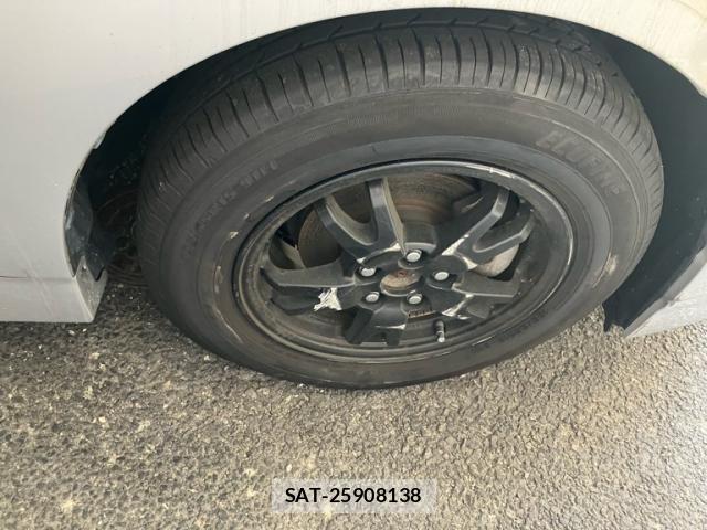 Toyota PRIUS 2012-07 7223645-6