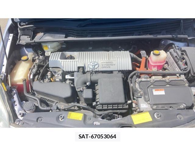 Toyota PRIUS 2012-10 7223654-25