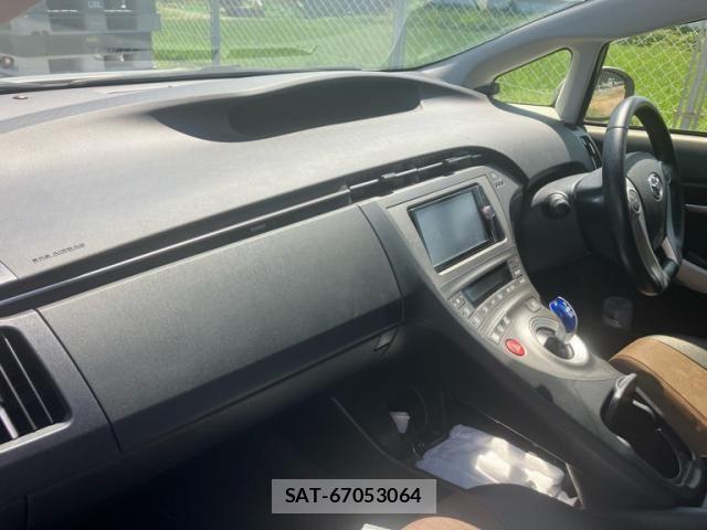 Toyota PRIUS 2012-10 7223654-5
