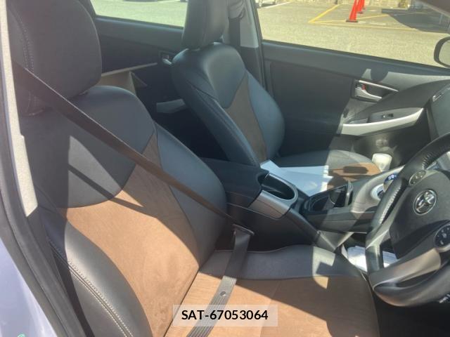Toyota PRIUS 2012-10 7223654-7