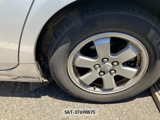 Toyota PRIUS 2010-09 7218172-11