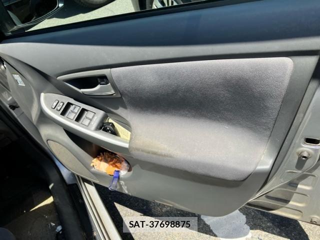 Toyota PRIUS 2010-09 7218172-16