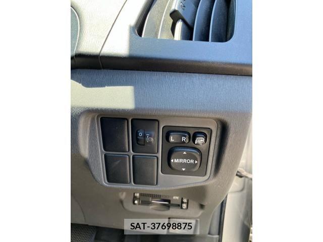 Toyota PRIUS 2010-09 7218172-17