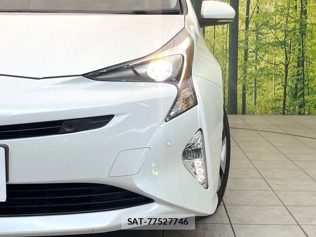 Toyota PRIUS 2016-06 7223698-11