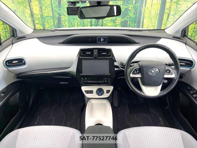 Toyota PRIUS 2016-06 7223698-1