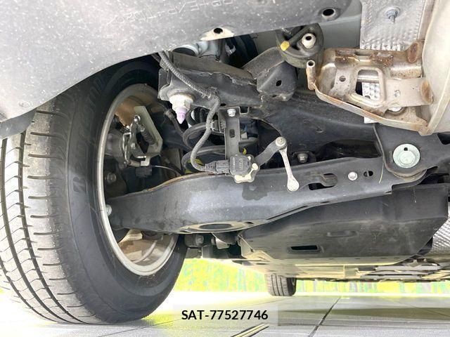 Toyota PRIUS 2016-06 7223698-19