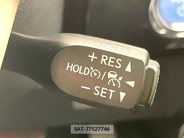 Toyota PRIUS 2016-06 7223698-5