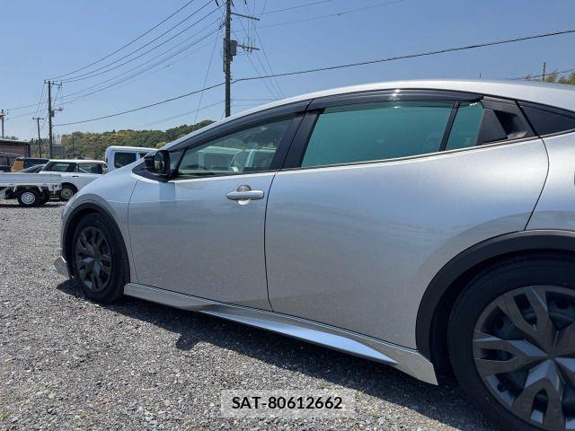 Toyota PRIUS 2023-12 7223831-4