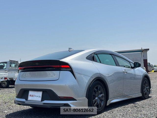 Toyota PRIUS 2023-12 7223831-7