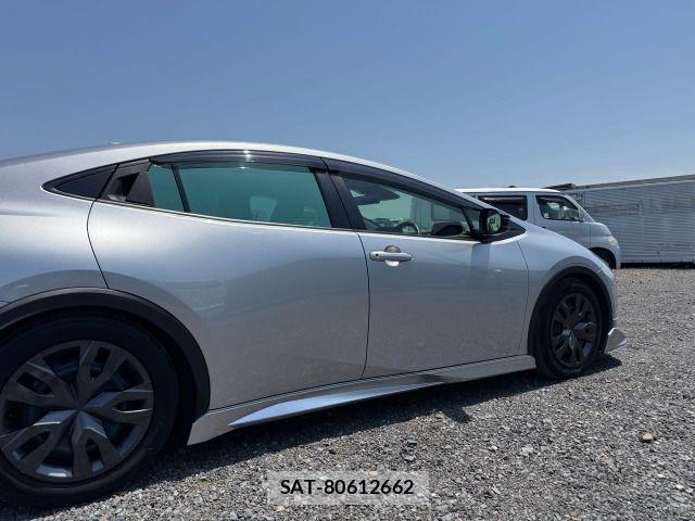 Toyota PRIUS 2023-12 7223831-8