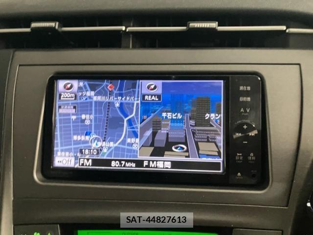 Toyota PRIUS 2012-02 7223641-19
