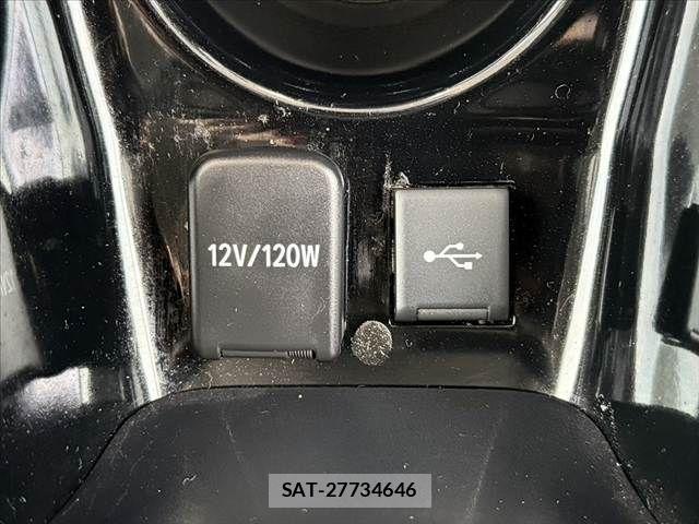Toyota PRIUS 2021-06 7223788-22