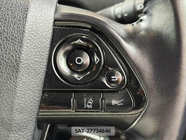 Toyota PRIUS 2021-06 7223788-26