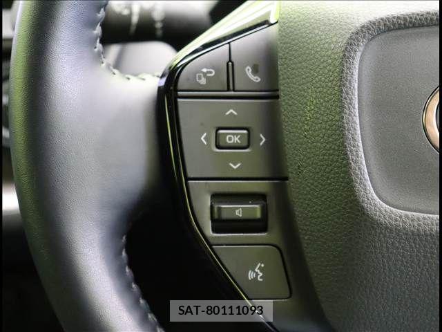 Toyota PRIUS 2023-04 7223812-13