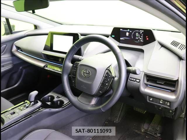 Toyota PRIUS 2023-04 7223812-18