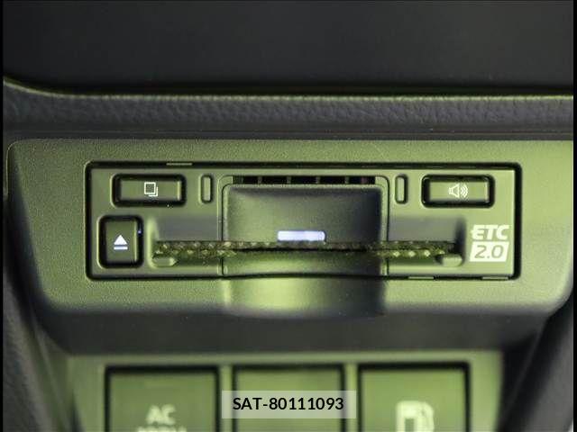 Toyota PRIUS 2023-04 7223812-6