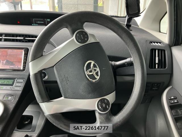 Toyota PRIUS 2010-03 7216332-8