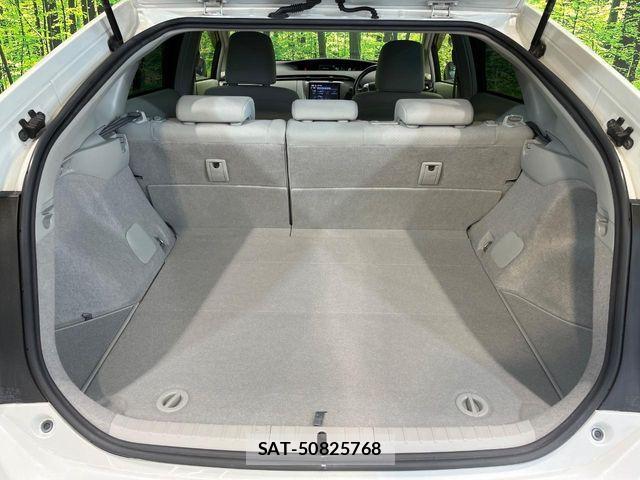 Toyota PRIUS 2013-04 7218060-9