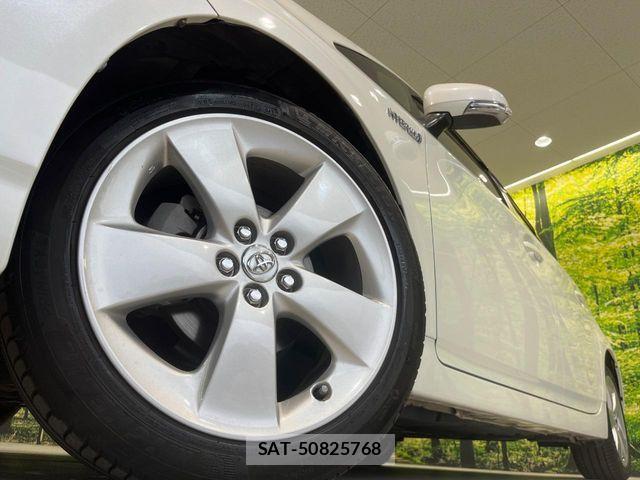 Toyota PRIUS 2013-04 7218060-12