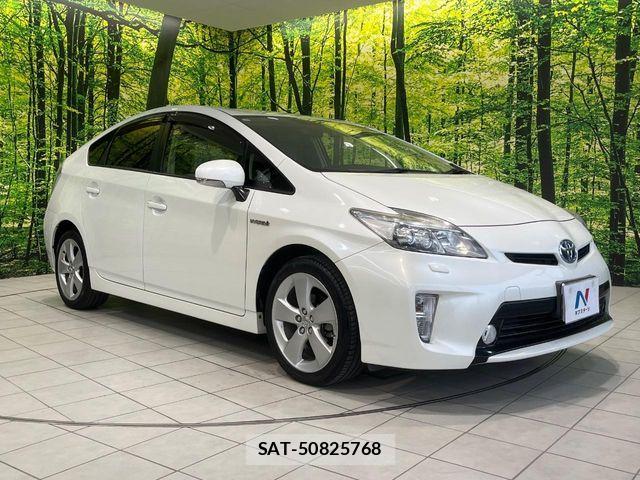 Toyota PRIUS 2013-04 7218060-15
