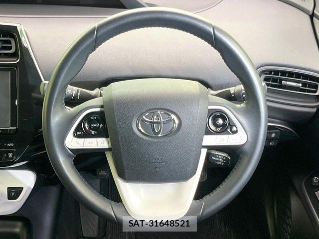 Toyota PRIUS 2017-09 7223731-10