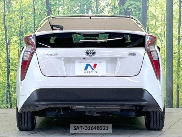 Toyota PRIUS 2017-09 7223731-14