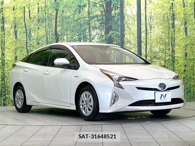 Toyota PRIUS 2017-09 7223731-15