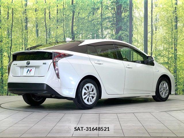 Toyota PRIUS 2017-09 7223731-16