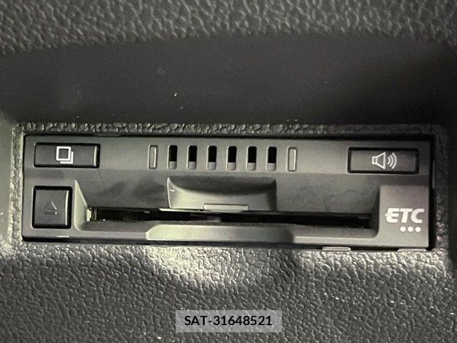 Toyota PRIUS 2017-09 7223731-6