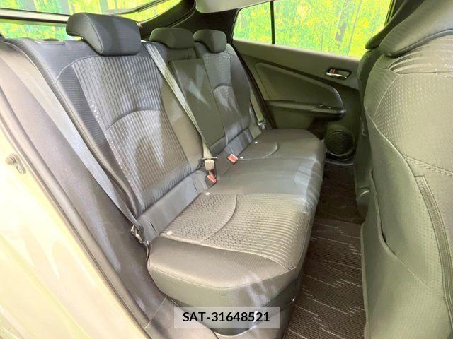 Toyota PRIUS 2017-09 7223731-8