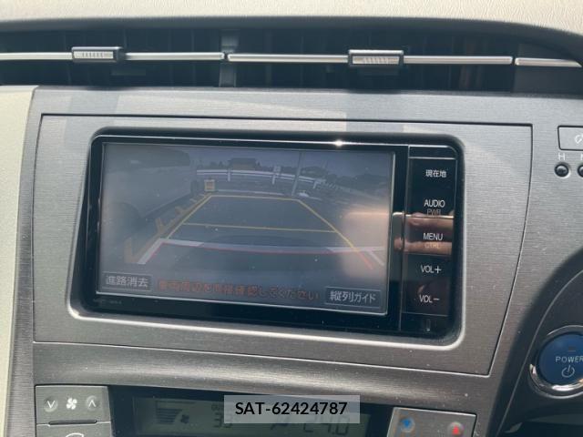 Toyota PRIUS 2012-03 7218179-13