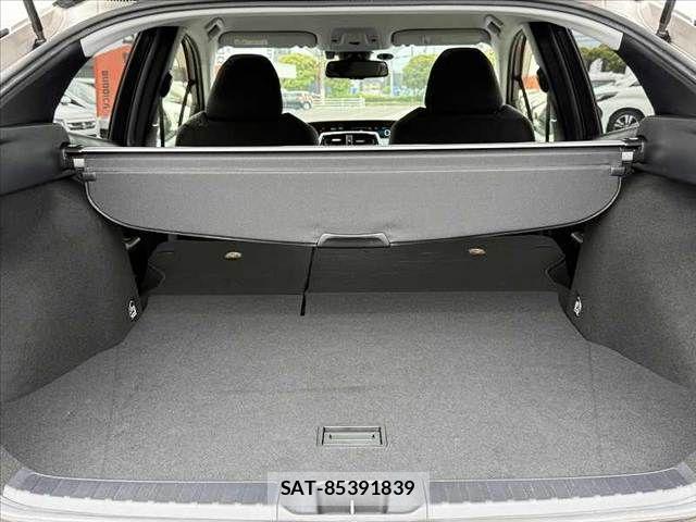 Toyota PRIUS 2017-11 7223733-20