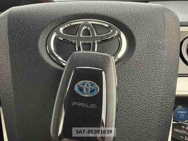 Toyota PRIUS 2017-11 7223733-21