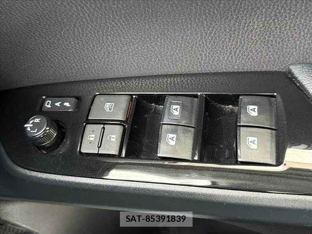 Toyota PRIUS 2017-11 7223733-6