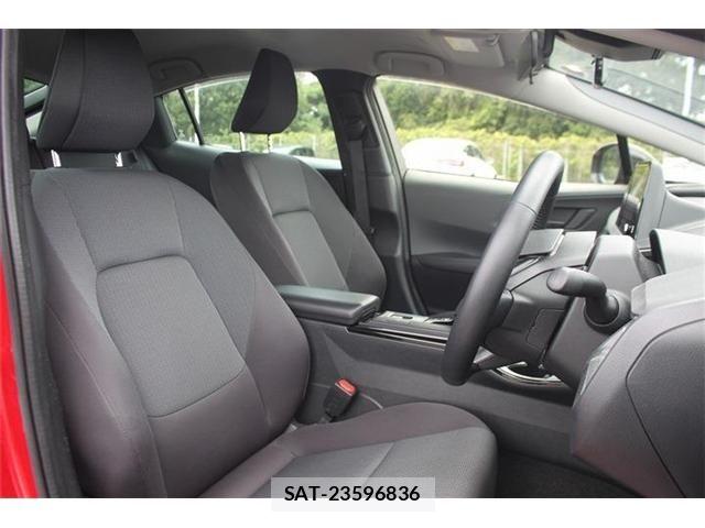 Toyota PRIUS 2023-09 7223826-13