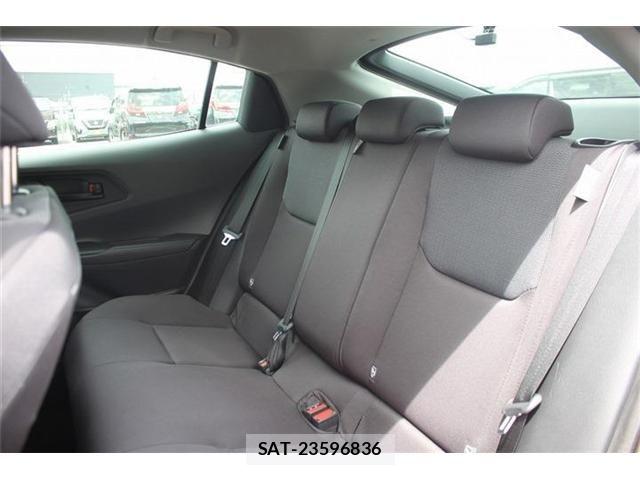 Toyota PRIUS 2023-09 7223826-24