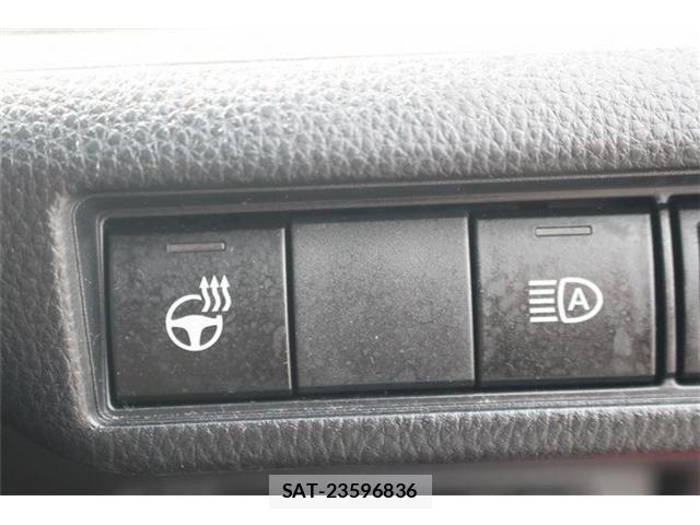 Toyota PRIUS 2023-09 7223826-29